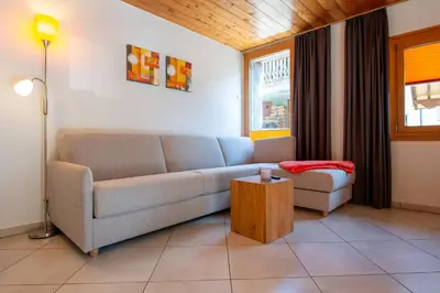 Ein Sitzbereich in der Unterkunft Fiesch, Ferienwohnung mit Aussensitzplatz