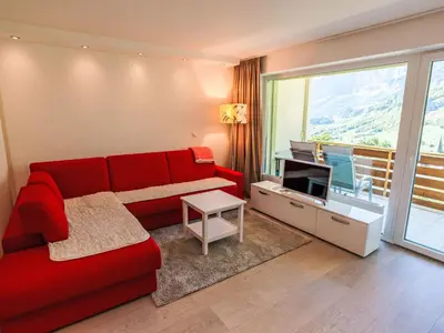 Ein Sitzbereich in der Unterkunft Apartment Cristal-6 by Interhome