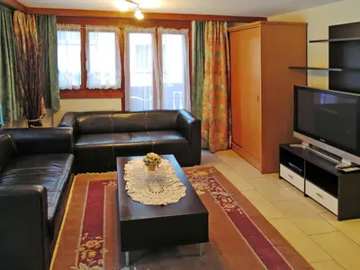 TV/Unterhaltungsangebot in der Unterkunft Apartment Haus Quelle-4 by Interhome
