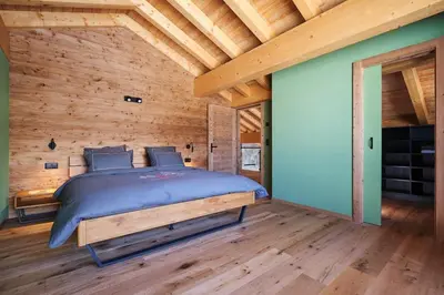 Ein Bett oder Betten in einem Zimmer der Unterkunft New high standing chalet