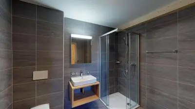 Ein Badezimmer in der Unterkunft Les Mayens MB 011 - LUXURY apartment 6 pers