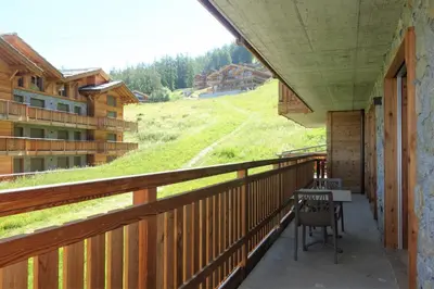 Ein Balkon oder eine Terrasse in der Unterkunft Les Mayens MA 011 - LUXURY apartment 6 pers