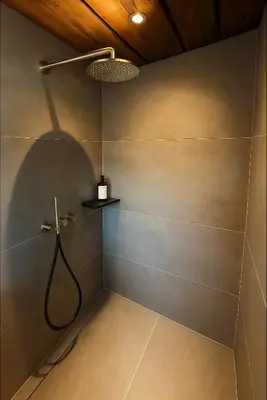 Ein Badezimmer in der Unterkunft Les Mayens d'Adrien