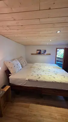 Ein Bett oder Betten in einem Zimmer der Unterkunft Lonys Wanderlust Nahe Zermatt