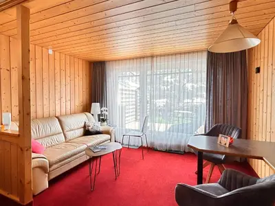 Ein Sitzbereich in der Unterkunft Adelhome Studio mit Gartensitzplatz
