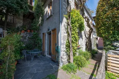 Ein Garten an der Unterkunft Casa Banfi