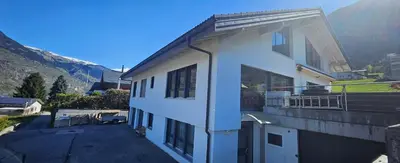 Ein allgemeiner Bergblick oder ein Berglick von der Ferienwohnung aus