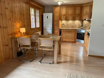 Küche/Küchenzeile in der Unterkunft Grand appartement calme avec vue, balcon et parking couvert