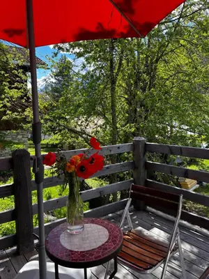 Ein Balkon oder eine Terrasse in der Unterkunft Grange de Fonville - Evolène - Valais
