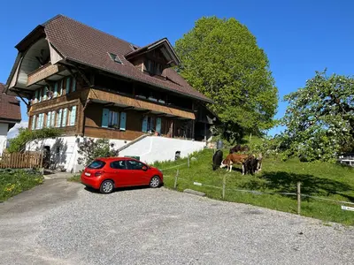 Das Gebäude in dem sich die Ferienwohnung befindet