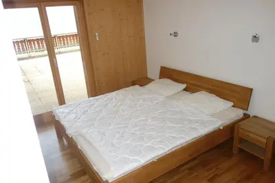 Ein Bett oder Betten in einem Zimmer der Unterkunft Hauts de Veysonnaz HV2 001 - SAUNA apartment 8 per