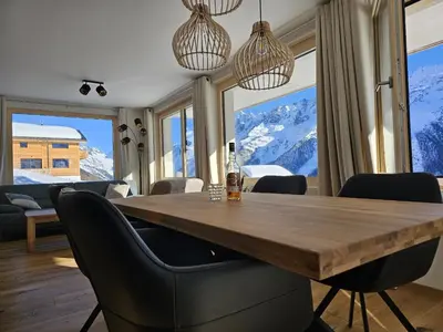 Ein allgemeiner Bergblick oder ein Berglick von der Ferienwohnung aus