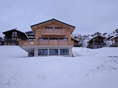 Lauchernalp - Neue Ferienwohnung ENYA im Winter