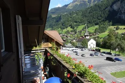Ein allgemeiner Bergblick oder ein Berglick von der Ferienwohnung aus