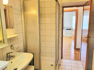 Ein Badezimmer in der Unterkunft Apartment Casa Stella-3 by Interhome