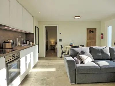 Küche/Küchenzeile in der Unterkunft Apartment Huus Chloster- Apt Niesen by Interhome