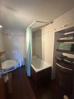 Ein Badezimmer in der Unterkunft appartement Valentine au coeur des 4 Vallées