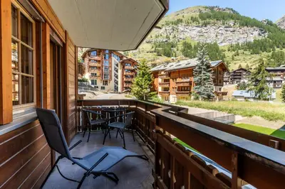 Ein allgemeiner Bergblick oder ein Berglick von der Ferienwohnung aus