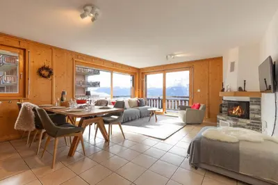 TV/Unterhaltungsangebot in der Unterkunft Plein Ciel VA 033 - MOUNTAIN apartment 8 pers