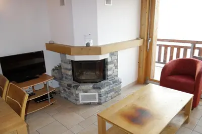 TV/Unterhaltungsangebot in der Unterkunft Plein Ciel VA 051 - MOUNTAIN apartment 8 pers
