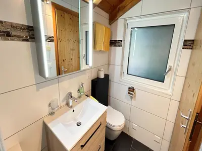 Ein Badezimmer in der Unterkunft Chalet in Saas Fee near Ski Slopes