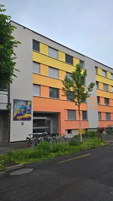 Das Gebäude in dem sich die Ferienwohnung befindet
