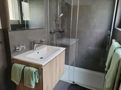 Ein Badezimmer in der Unterkunft Haus Perle