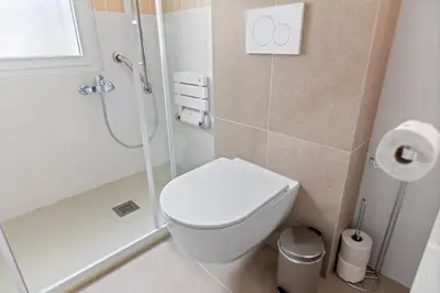 Ein Badezimmer in der Unterkunft Bel appartement rénové avec vue, à Savièse