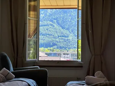 Ein allgemeiner Bergblick oder ein Berglick von der Ferienwohnung aus