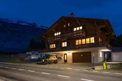 Das Gebäude in dem sich die Ferienwohnung befindet