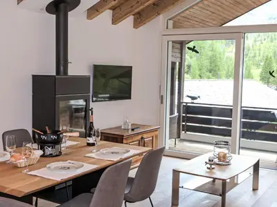 TV/Unterhaltungsangebot in der Unterkunft Apartment Zen Stecken A-2 by Interhome