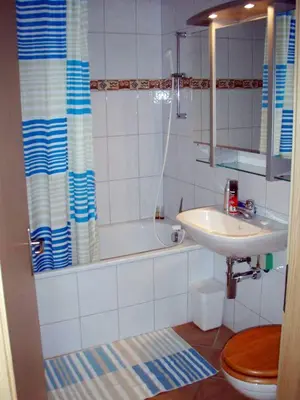 Ein Badezimmer in der Unterkunft Stunning Gstaad Apartment With Mountain Views