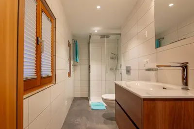 Ein Badezimmer in der Unterkunft Ferienwohnung Lärchennest