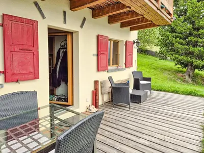 Ein Garten an der Unterkunft Appartement La Manna