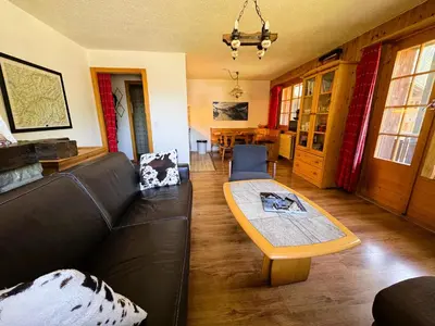 Ein Sitzbereich in der Unterkunft Dent d Herens 65 A - Appartement 6 personnes