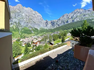 Ein allgemeiner Bergblick oder ein Berglick von der Ferienwohnung aus