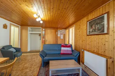 Ein Sitzbereich in der Unterkunft Chalet Alpenheim 1 OG