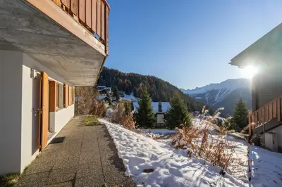 Ein allgemeiner Bergblick oder ein Berglick von der Ferienwohnung aus