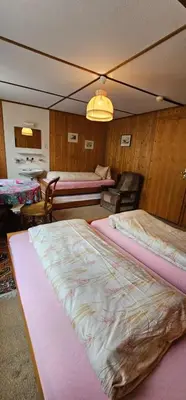 Ein Bett oder Betten in einem Zimmer der Unterkunft The Saxeten at alps