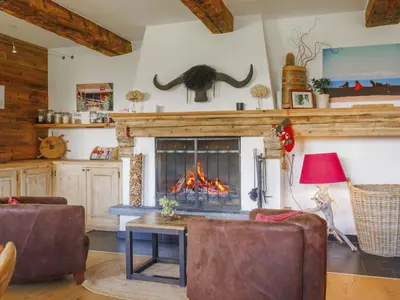 Ein Sitzbereich in der Unterkunft Chalet Victoria-2 by Interhome