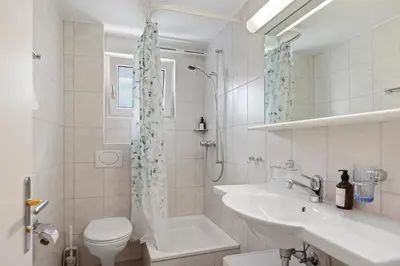 Ein Badezimmer in der Unterkunft Zermatt 4 pers, 3 lits - vue & calme