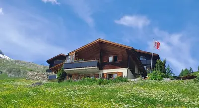 Das Gebäude in dem sich das Bed & Breakfast befindet