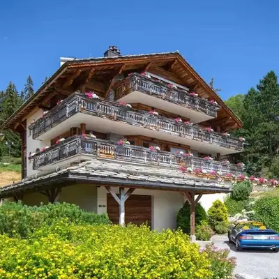 Le Cervin Rouge