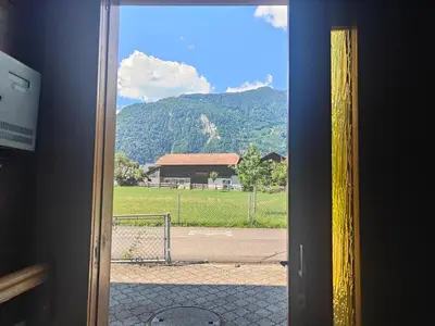 Ein allgemeiner Bergblick oder ein Berglick von der Ferienwohnung aus