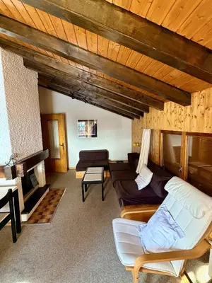 Ein Sitzbereich in der Unterkunft Diablerets D 048 - MOUNTAIN apartment 4 pers