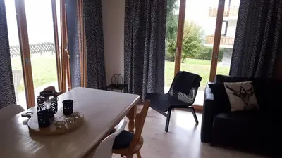 Ein Sitzbereich in der Unterkunft Gentianes G 001 - COSY apartment 6 pers