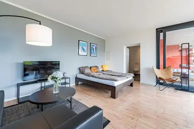 Ein Sitzbereich in der Unterkunft Light-filled studio with panoramic views