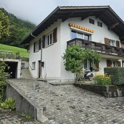 Completely refurbished comfortable apartment