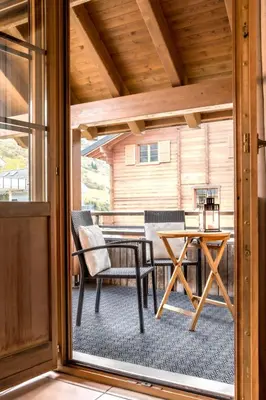 Ein Patio oder anderer Außenbereich in der Unterkunft Chalet Gemsstock