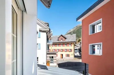 Ein allgemeiner Bergblick oder ein Berglick von der Ferienwohnung aus
